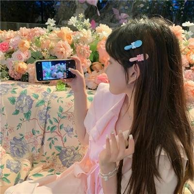 正在缩小的男人